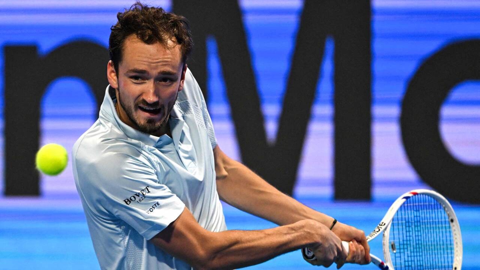 世界网球队完胜日本网球队，梅德韦杰夫制霸全场的简单介绍