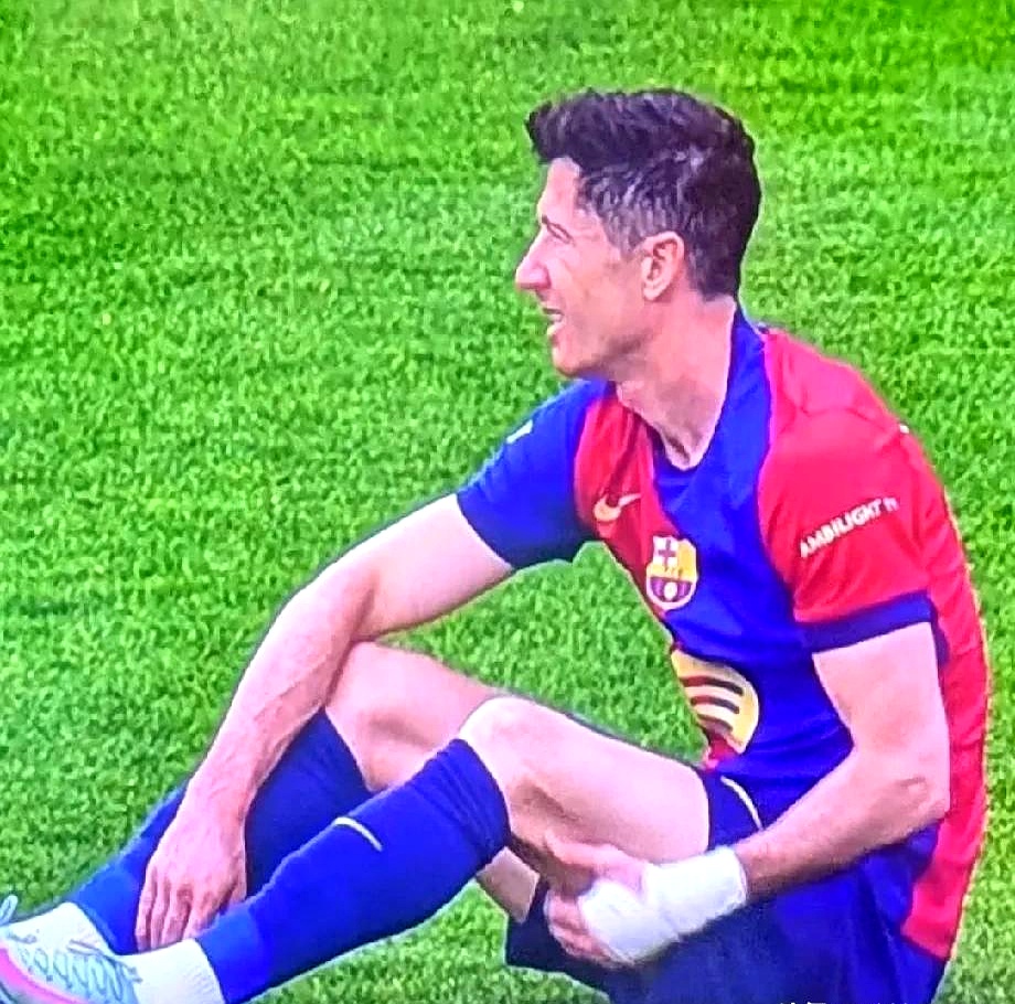 瑞士血洗塞内加尔，莱万统治全场