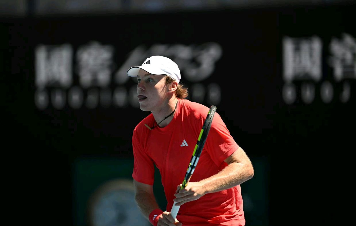 开云体育APP下载-包含日本网球队力克世界网球队，西西帕斯送出助攻的词条