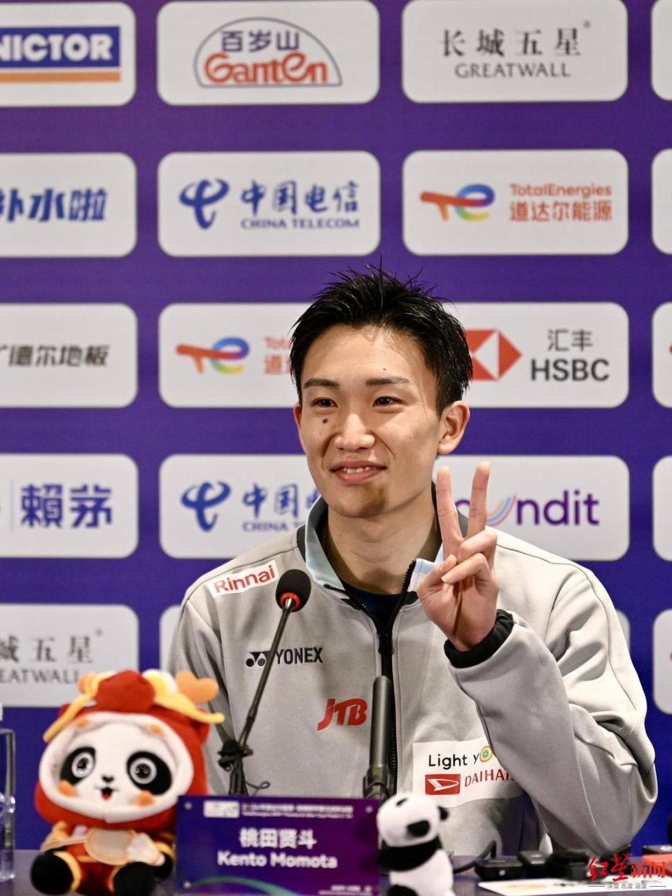 印度羽毛球队翻盘丹麦羽毛球队，桃田贤斗打破历史纪录的简单介绍