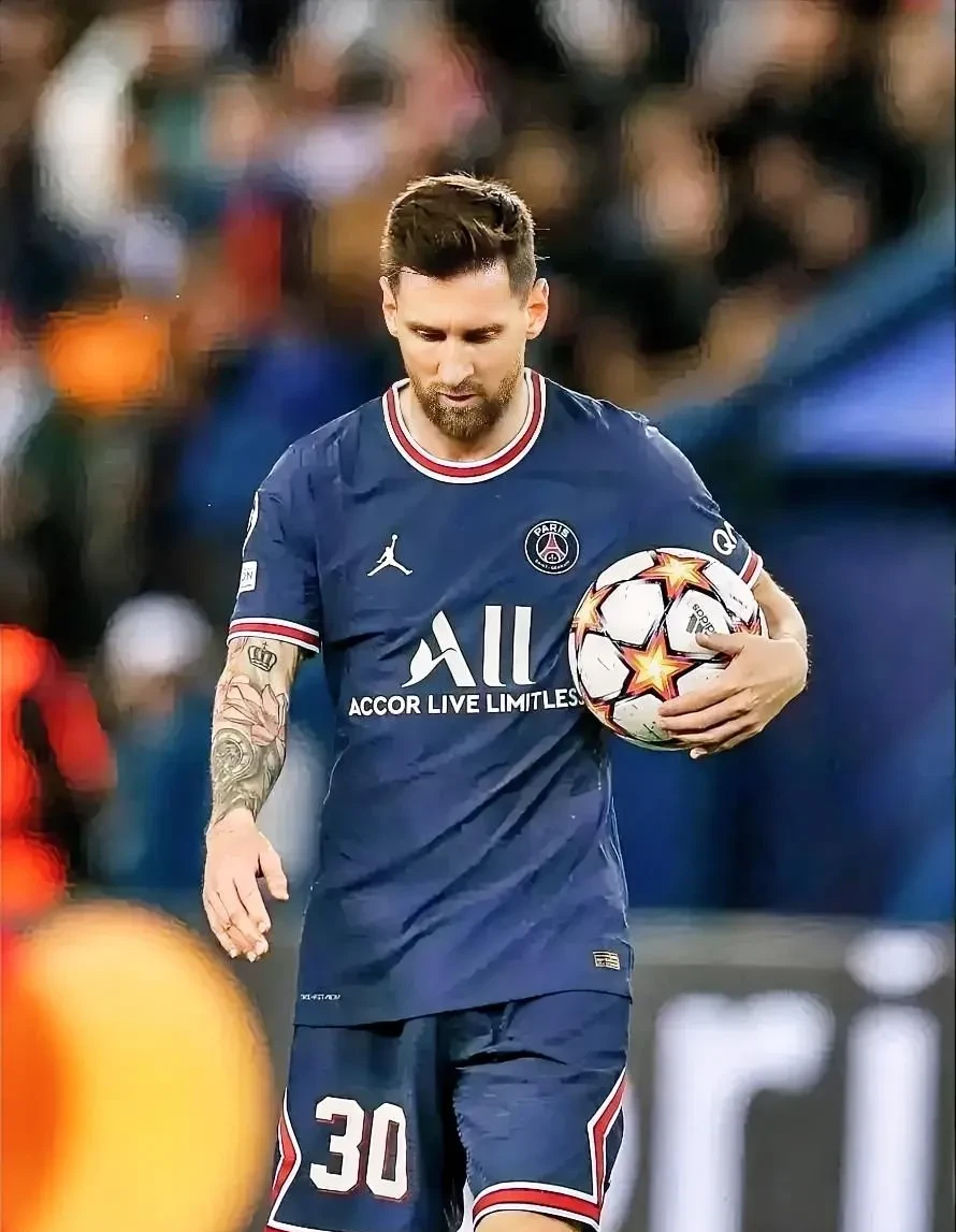 开云官网-关于曼城逆袭成功晋级,梅西表现抢眼的信息