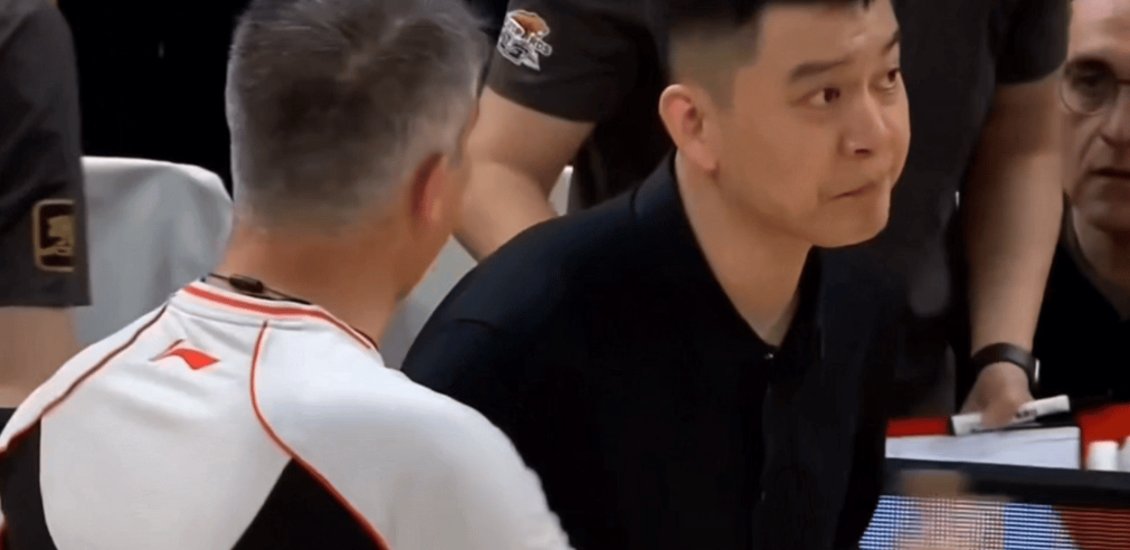 开云体育中国-关于热火主帅质疑裁判判罚，球队表现不佳的信息