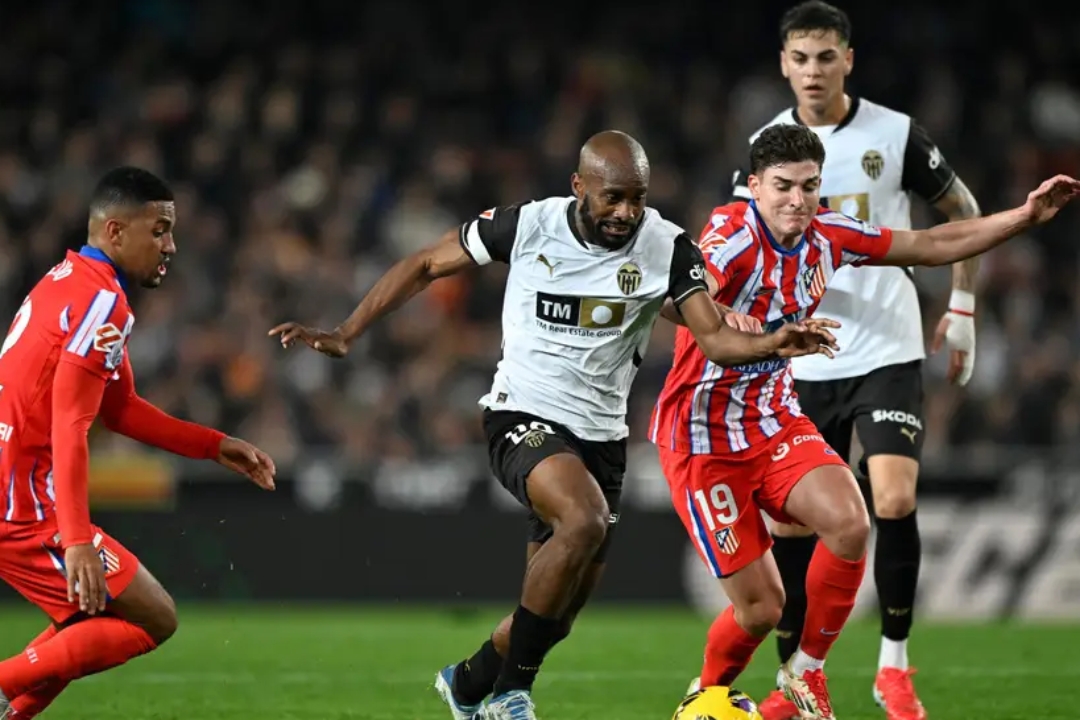 开云体育下载-瓦伦西亚主场大胜，提升排名的简单介绍