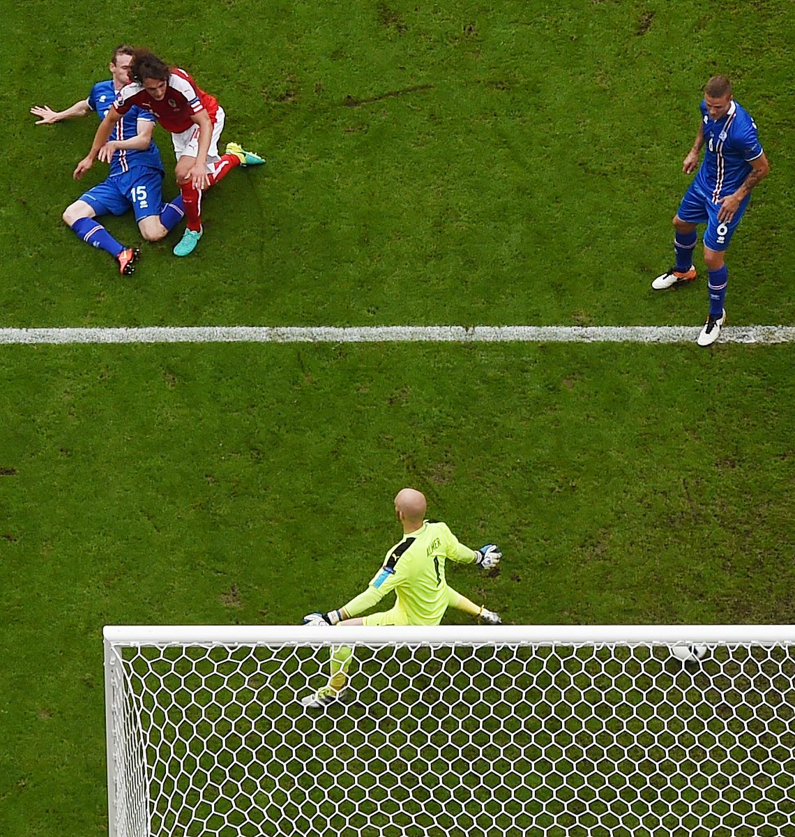 开云体育app-包含奥地利队意外失利，未能晋级下一轮的词条