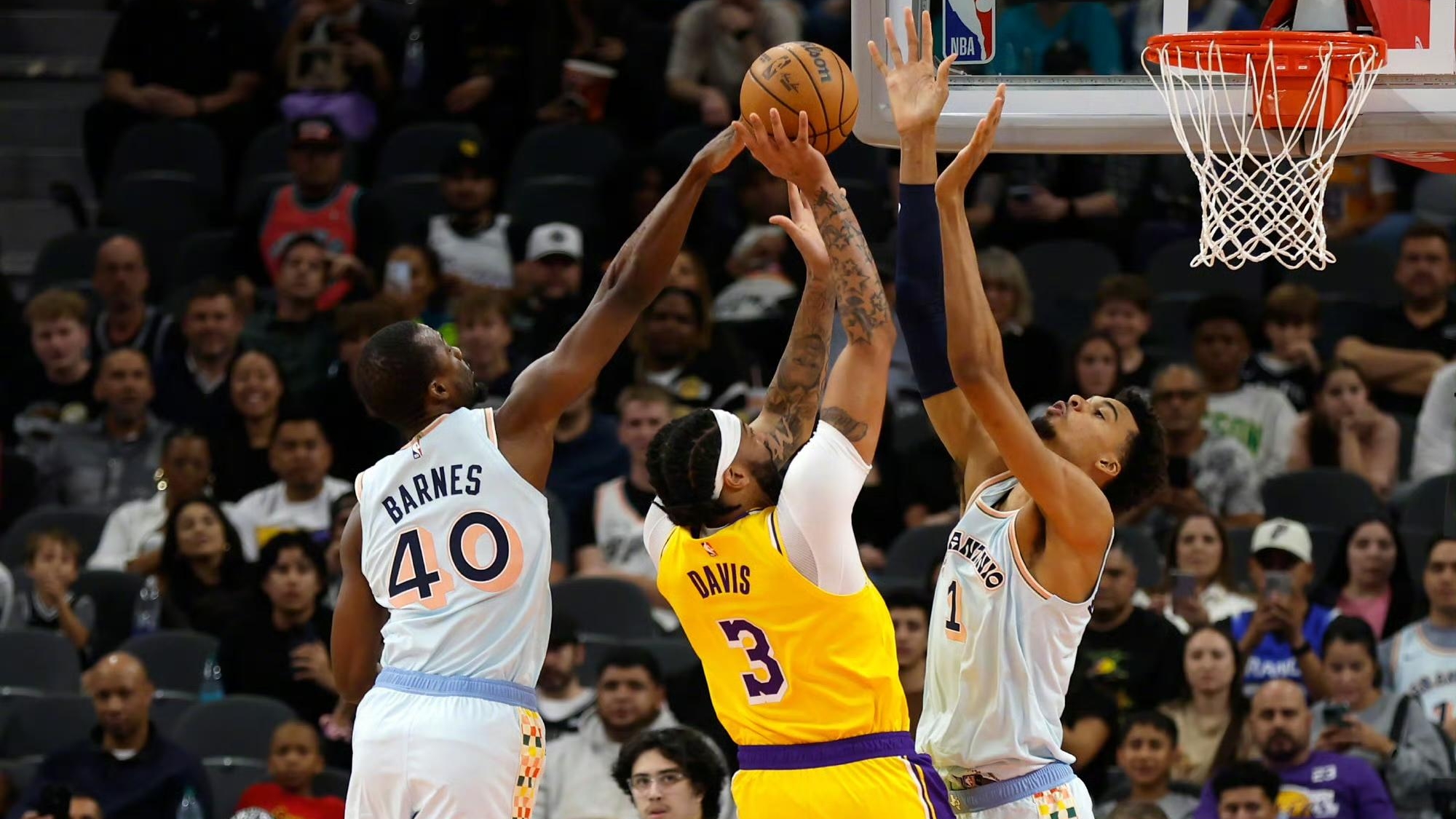 开云体育官网-关于湖人战胜马刺，将在下轮对阵快船的信息