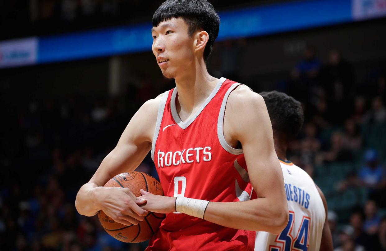 包含江苏队翻盘马刺，周琦高光表现的词条