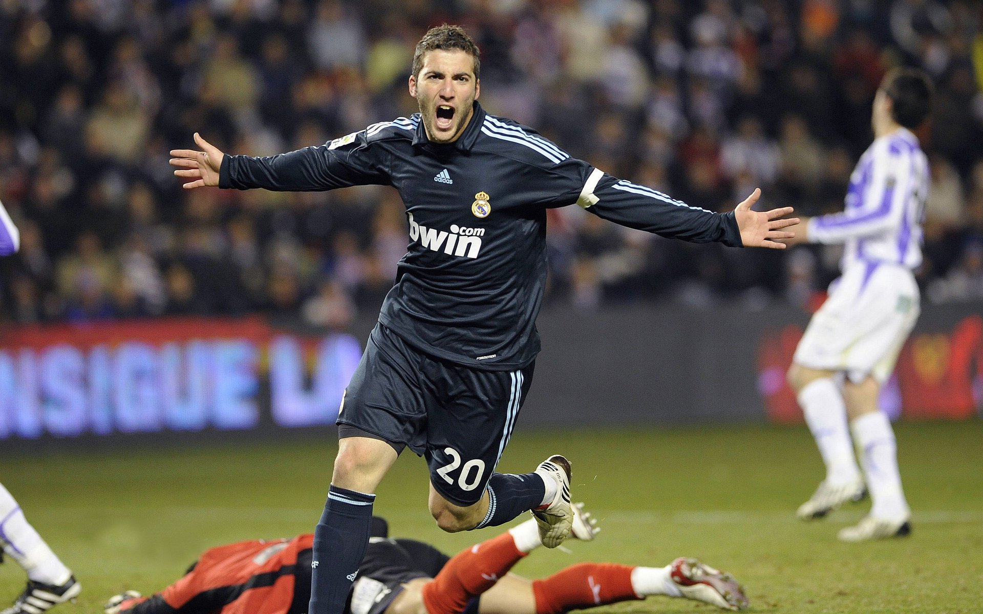 开云体育APP下载-当奇迹照进现实，韩国打穿巴西的启示与迪巴拉在西甲国家德比的王者时刻