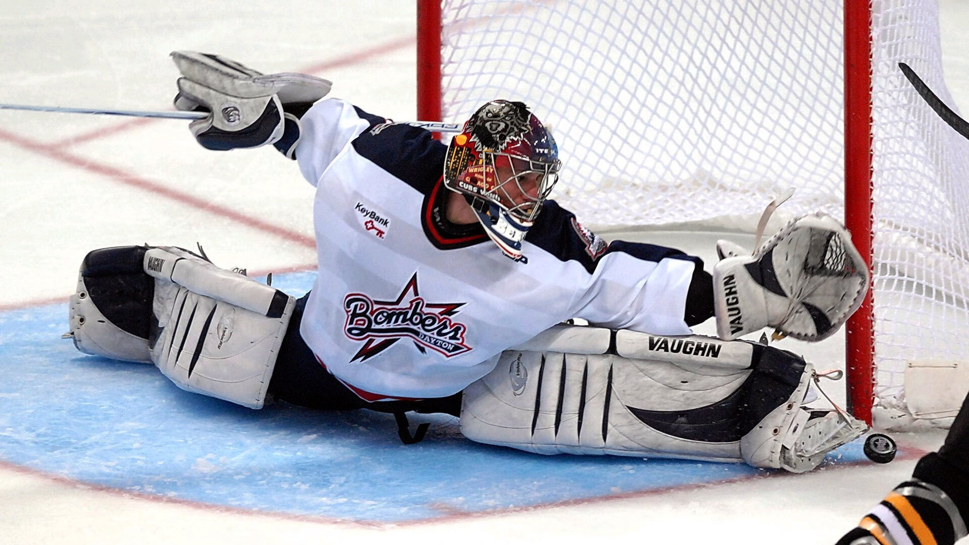 开云体育直播-奇才完胜辽宁队,爱德华兹在季后赛抢七接管比赛的启示