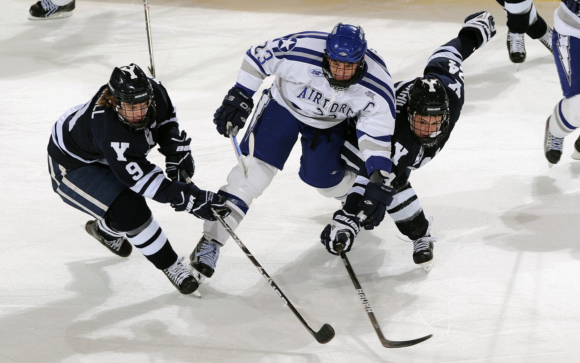 雄鹿铁蹄踏碎奇才防线,马克西独舞谱写统治级乐章