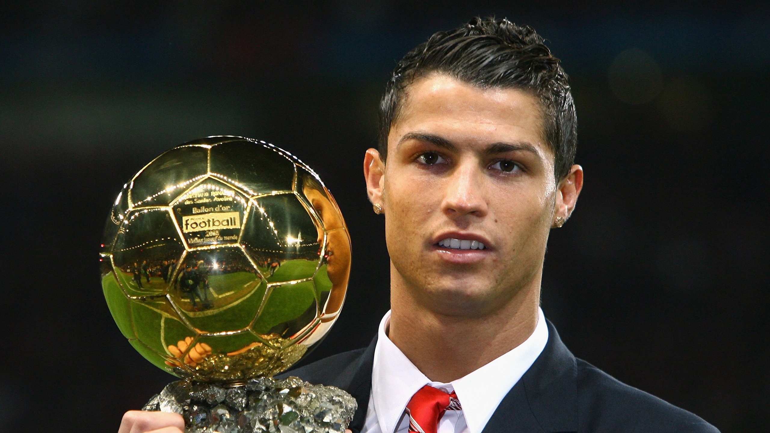 逆转之夜，本泽马领军破尤文，韩国新星闪耀全场